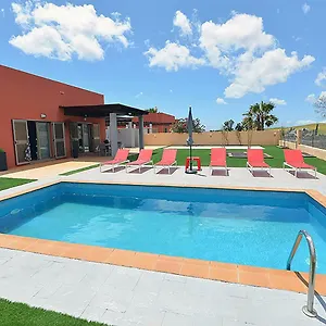villa-magna-caleta-de-fuste.in-canary-islands.com/